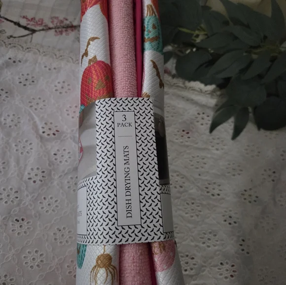 cupcakes & cashmere Colorful Pumpkin Dish Drying Mat - Picture 4 of 5